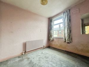 Bed 1- click for photo gallery